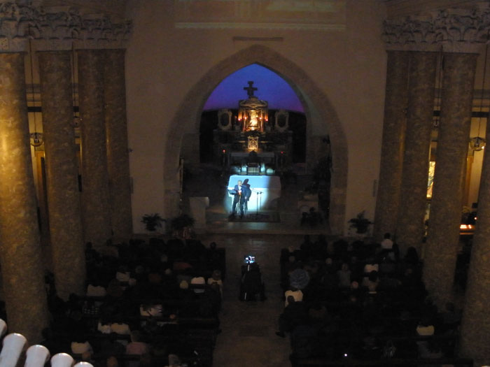 Foà in Basilica a Molfetta legge Francesco, il pazzo di Assisi